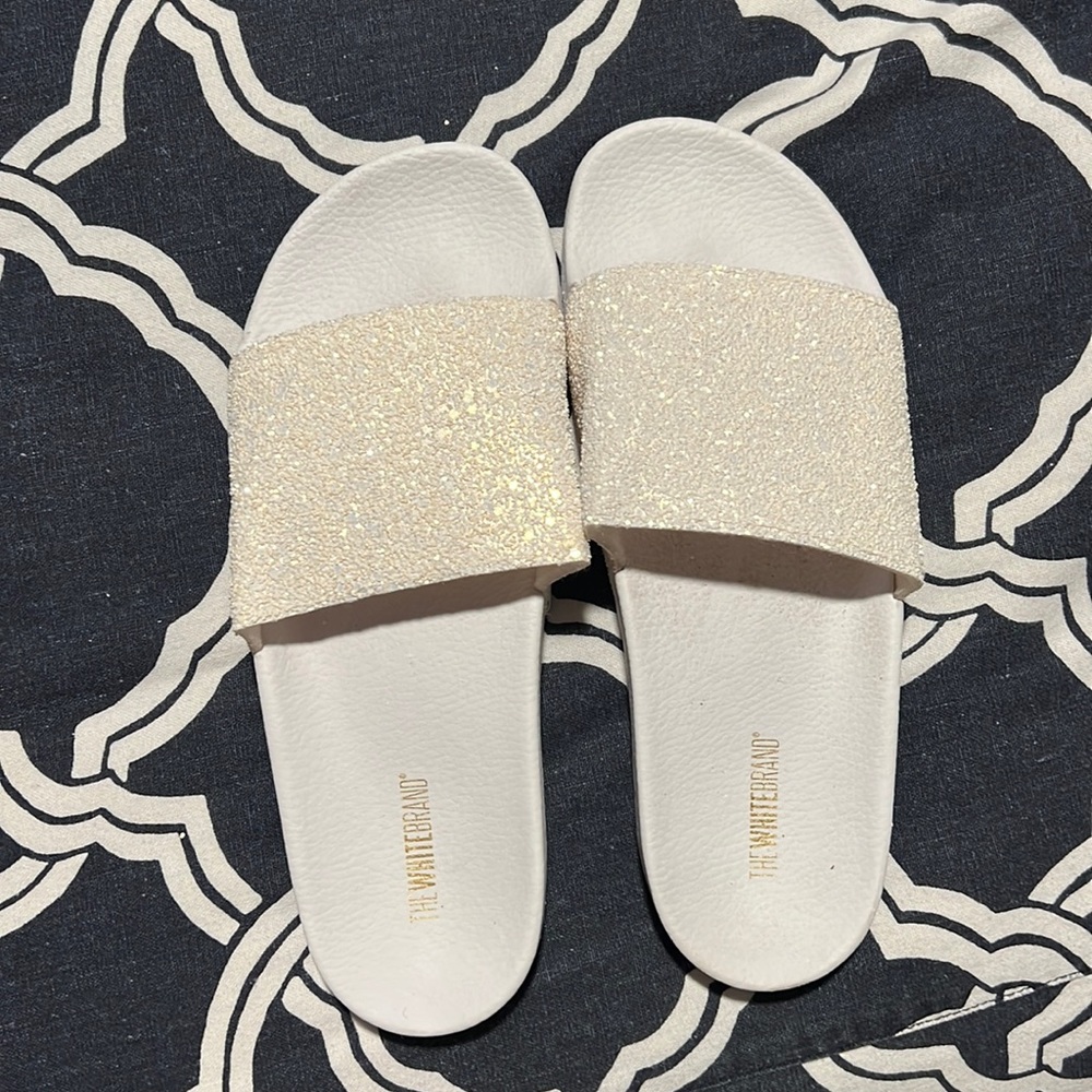 NIB The White Brand White Glitter slides